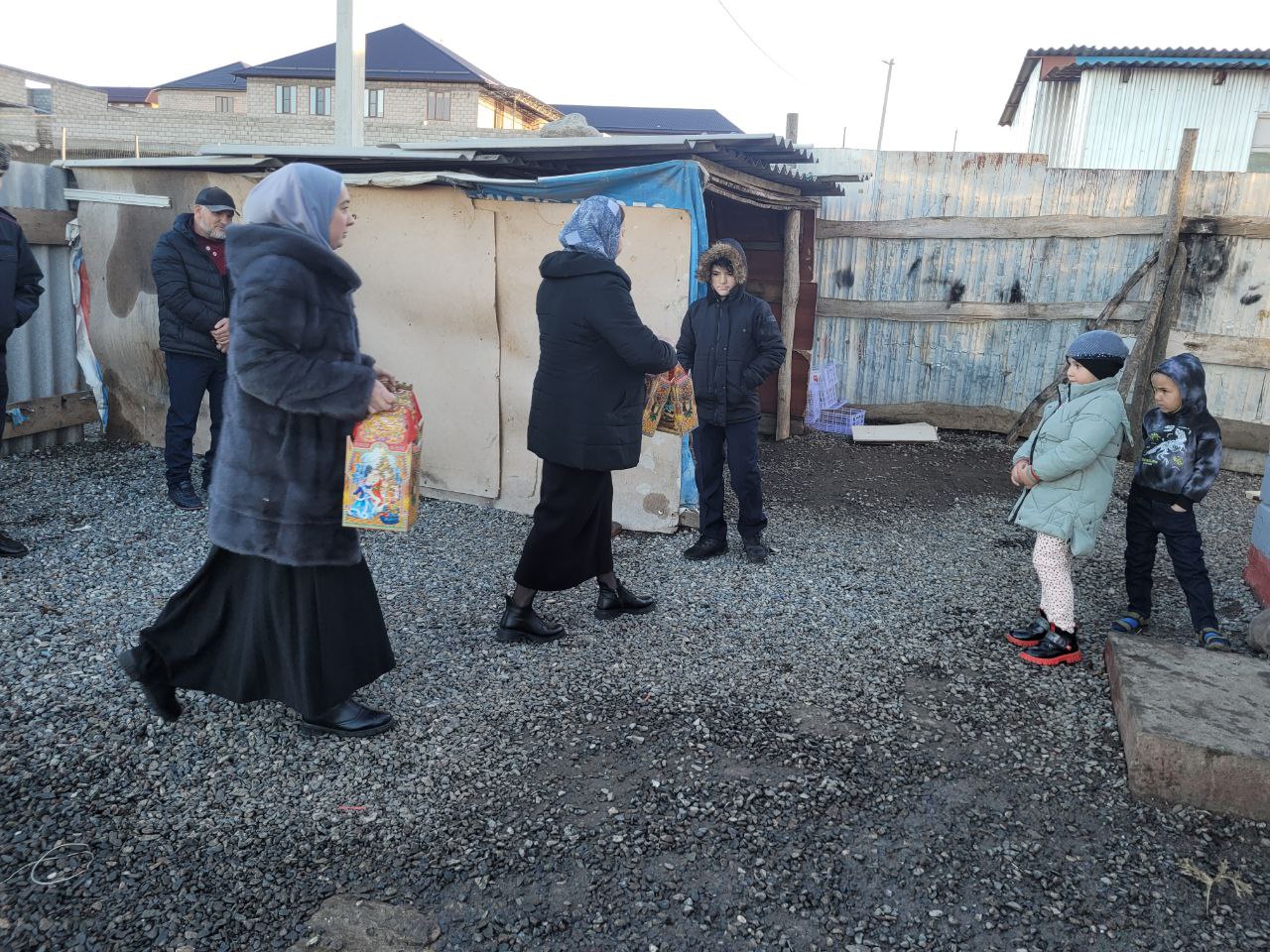 Дети нашего района получили новогодние подарки.