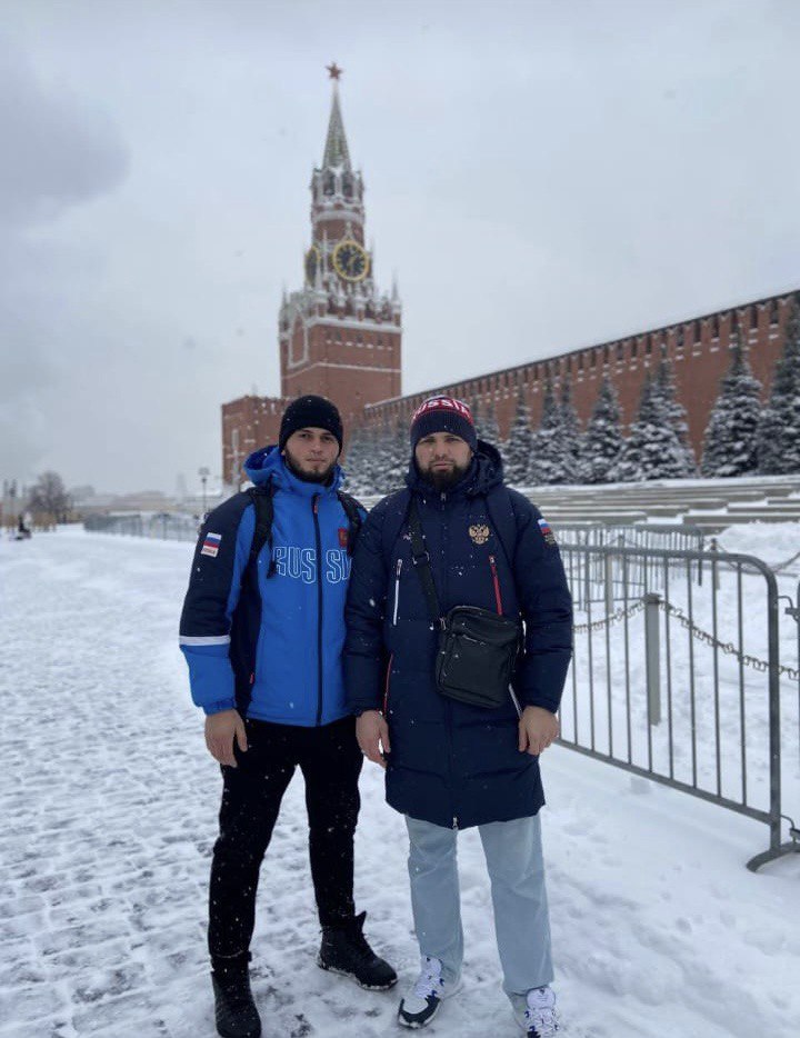 Представители спортивной  школы с. Кантышево прибыли в г. Москву в связи включение их в основной состав сборной России.