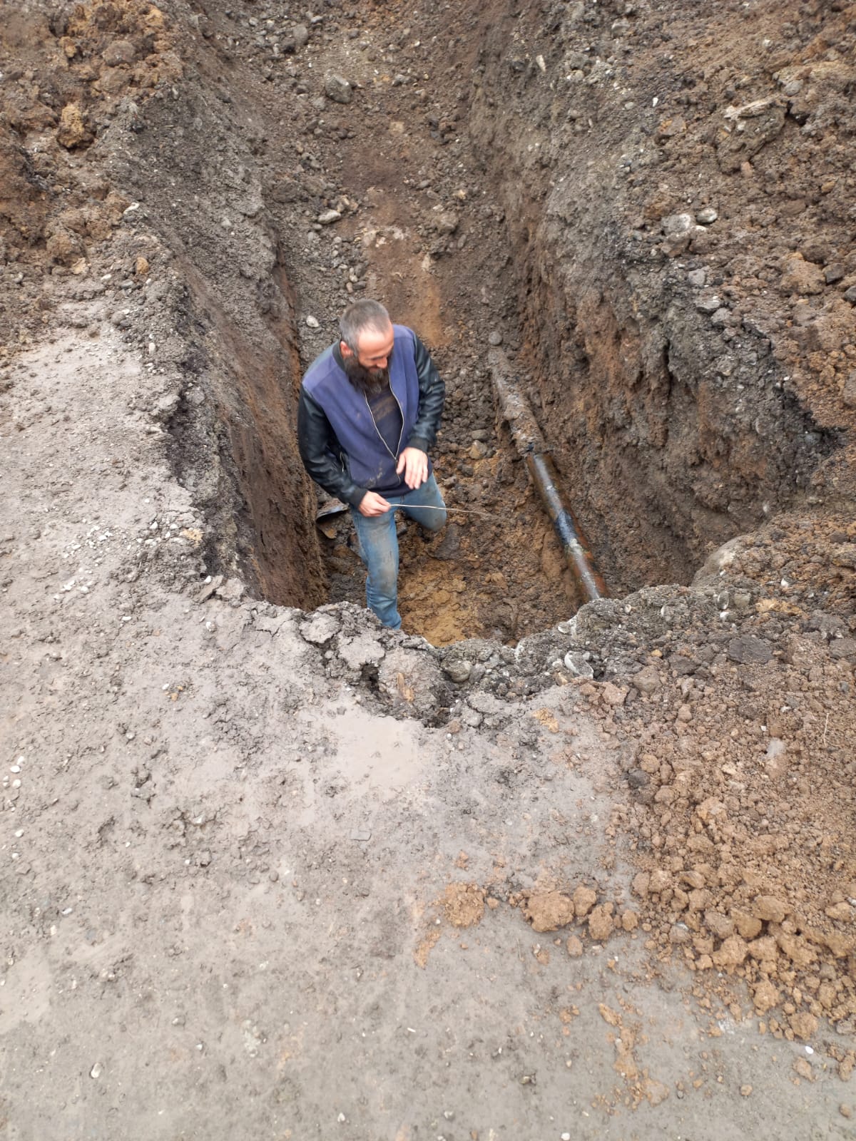 Ремонт водопровода прошел в с.п.Долаково.