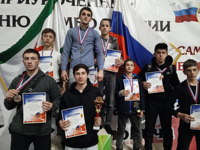 Самбисты с с.п.Али-Юрт прошли отбор на Первенство СКФО. Самбисты с с.п.Али-Юрт прошли отбор на Первенство СКФО.