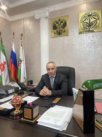 Назначен и.о. Назрановского района. Назначен и.о. Назрановского района.