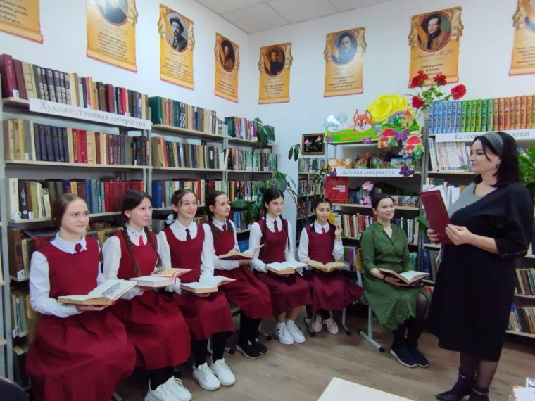 «Непокорённый Сталинград». «Непокорённый Сталинград».