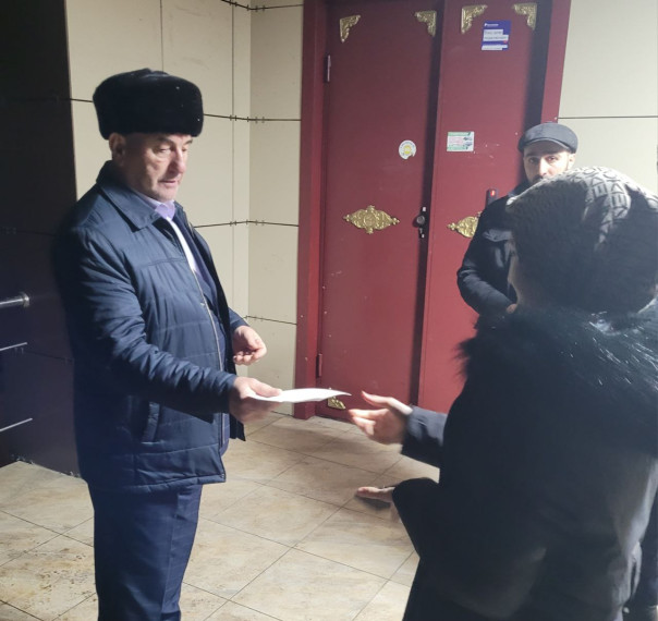 По поручению главы республике семьям мобилизованных Назрановского района оказали материальную помощь. По поручению главы республике семьям мобилизованных Назрановского района оказали материальную помощь.