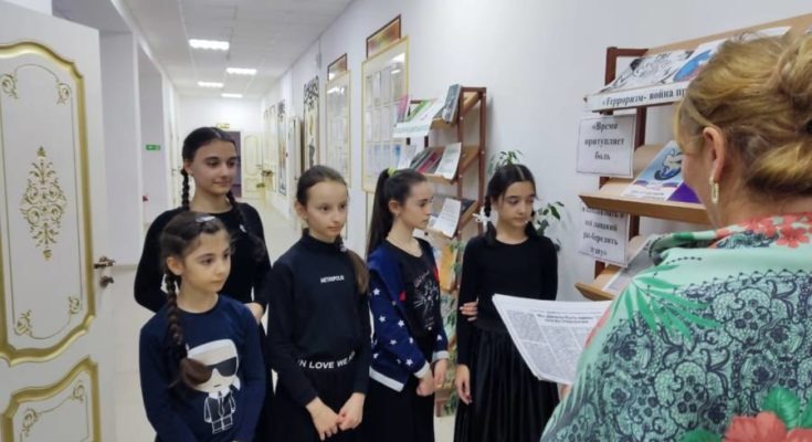 В Доме культуры с.п. Барсуки прошел информационный час «Терроризм — угроза человечеству». В Доме культуры с.п. Барсуки прошел информационный час «Терроризм — угроза человечеству».