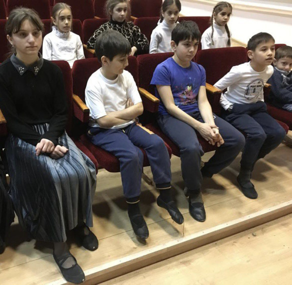 В МКУ «Назрановский РДК» прошла профилактическая беседа против наркотиков «Это надо знать». В МКУ «Назрановский РДК» прошла профилактическая беседа против наркотиков «Это надо знать».