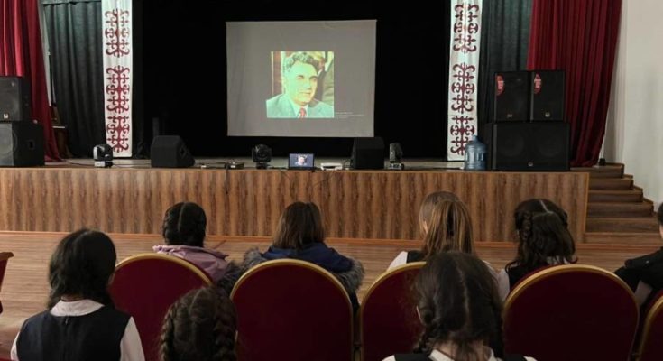 В Домах культуры Назрановского района проходят мероприятия в честь 34-летия выводов войск из Афганистана. В Домах культуры Назрановского района проходят мероприятия в честь 34-летия выводов войск из Афганистана.