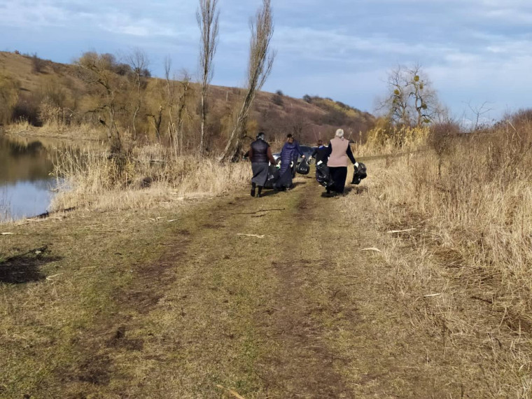 Субботник в с.п. Сурхахи. Субботник в с.п. Сурхахи.