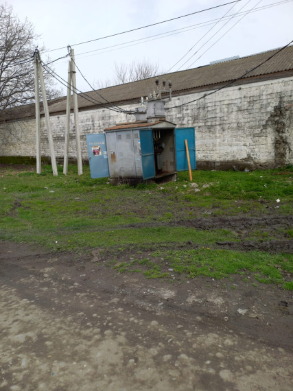 В с.п.Долаково установили новый трансформатор. В с.п.Долаково установили новый трансформатор.