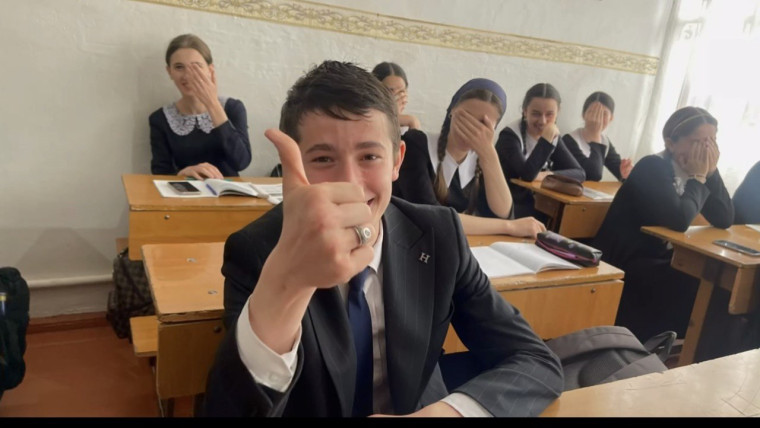 Школа номер 1 с.п. Экажево голосует по Федеральному проекту «Формирование комфортной городской среды».. Школа номер 1 с.п. Экажево голосует по Федеральному проекту «Формирование комфортной городской среды»..