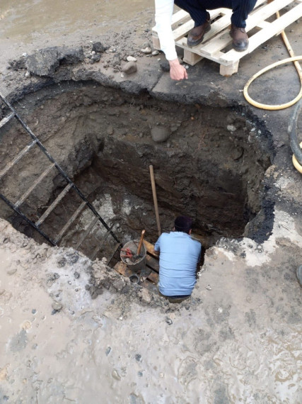 В селе Долаково устранили порыв водопровода на улицах Революционная и Кулбужева. В селе Долаково устранили порыв водопровода на улицах Революционная и Кулбужева.